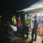 Malam Hari di Gampong Lancong, Polisi Hadir Sapa Warga dan Perkuat Kesadaran Menjaga Keamanan Bersama